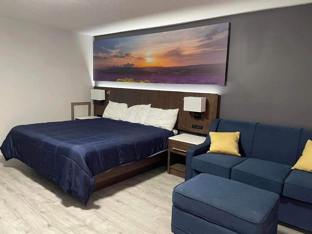 Luxor Inn & Suites, A Travelodge By Wyndham Elkins Exterior foto