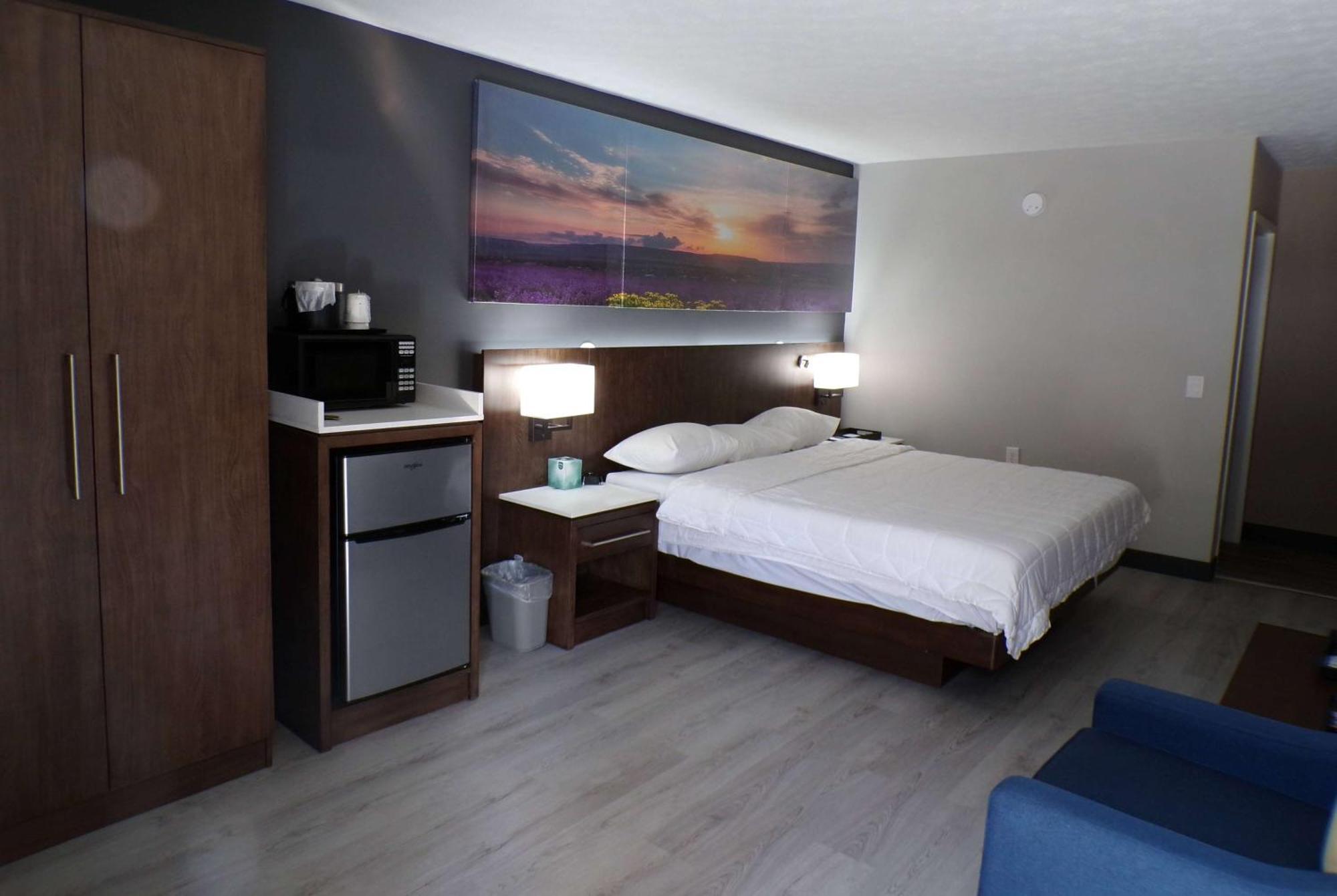 Luxor Inn & Suites, A Travelodge By Wyndham Elkins Exterior foto